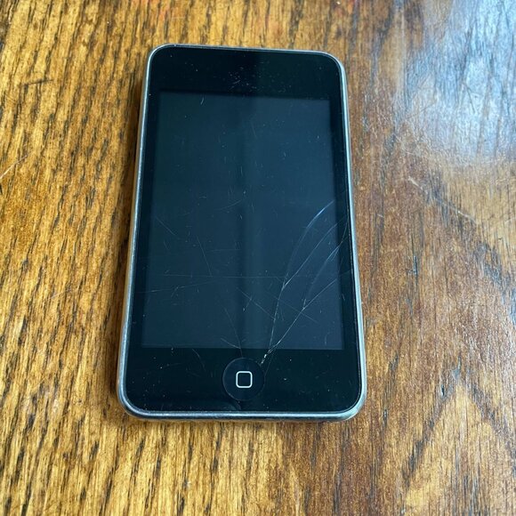 Lot of IPhones/IPods - Picture 9 of 11